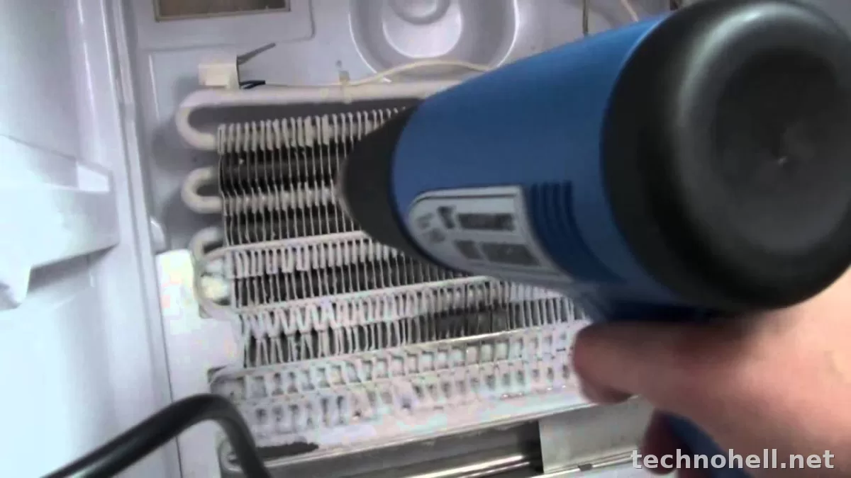 Почему холодильник плохо морозит летом: частые причины и что реально помогает