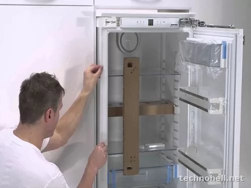 Новый холодильник шумит в первые дни: когда это нормально, а когда пора проверять установку и вызывать сервис