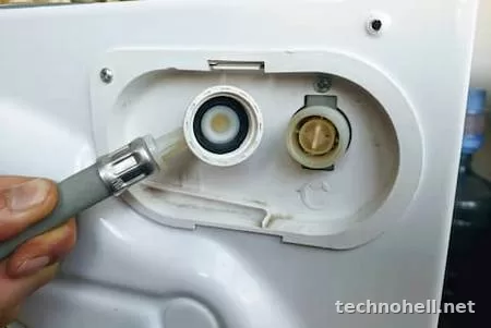 Стиральная машина не набирает воду: все причины и что делать по шагам